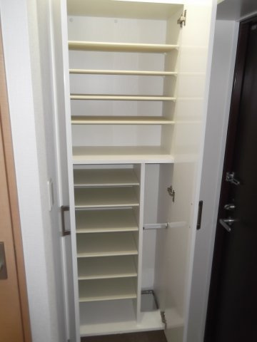 玄関　※別号室参考画像