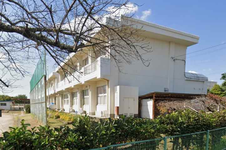 小学校　新原小学校（小学校）まで1049m