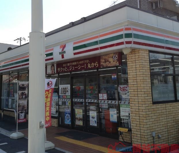 コンビニ　セブンイレブン茨木東奈良店（コンビニ）まで250m