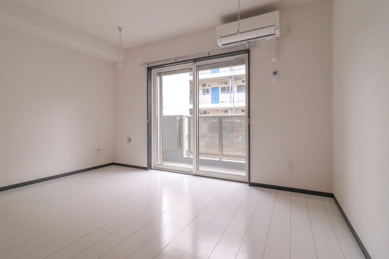 居室・リビング　図面と現状に相違がある場合には現状を優先