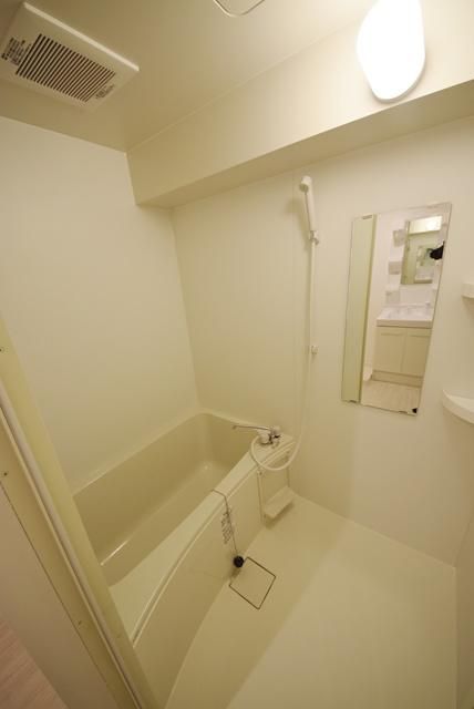 バス・シャワールーム　★ゆったりバスルーム★