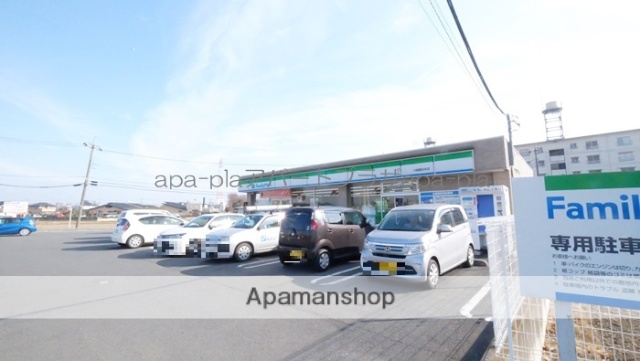 コンビニ　ファミリーマート川越豊田本店（コンビニ）まで502m