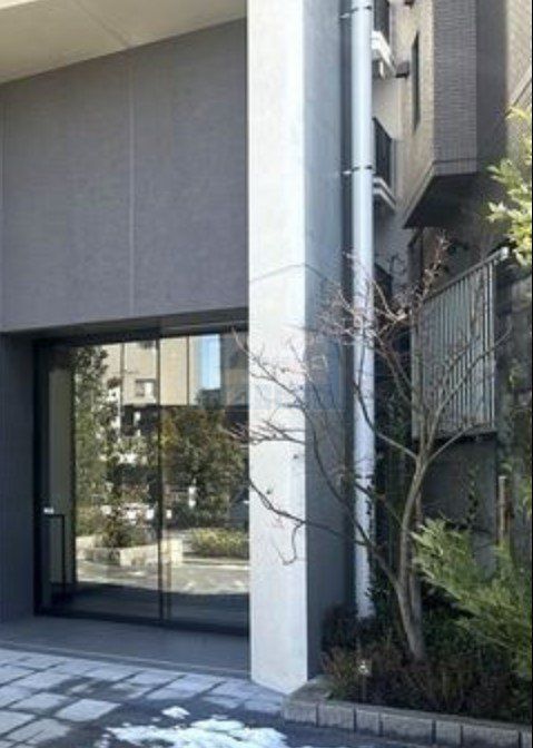 エントランス　きれいなエントランス！