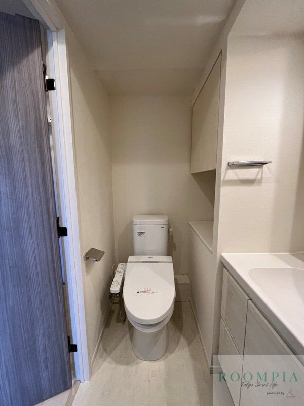 トイレ　※同タイプの別のお部屋です。