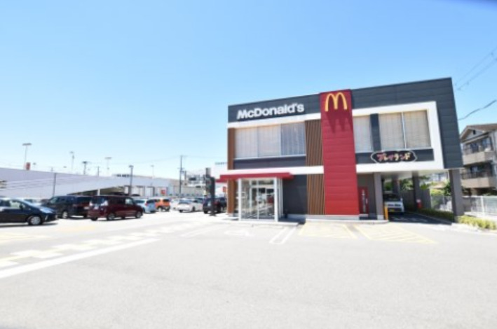 飲食店　マクドナルド 浜寺店（飲食店）まで487m