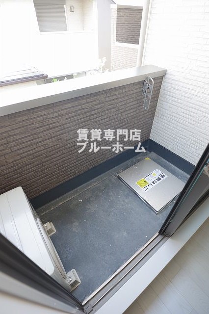 バルコニー　南向きにつき、日当たり良好です！