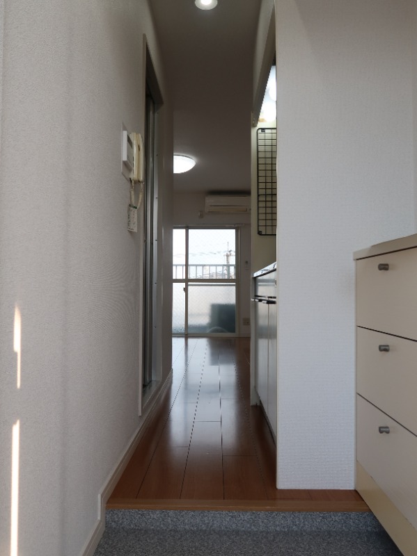 玄関　※別部屋参照