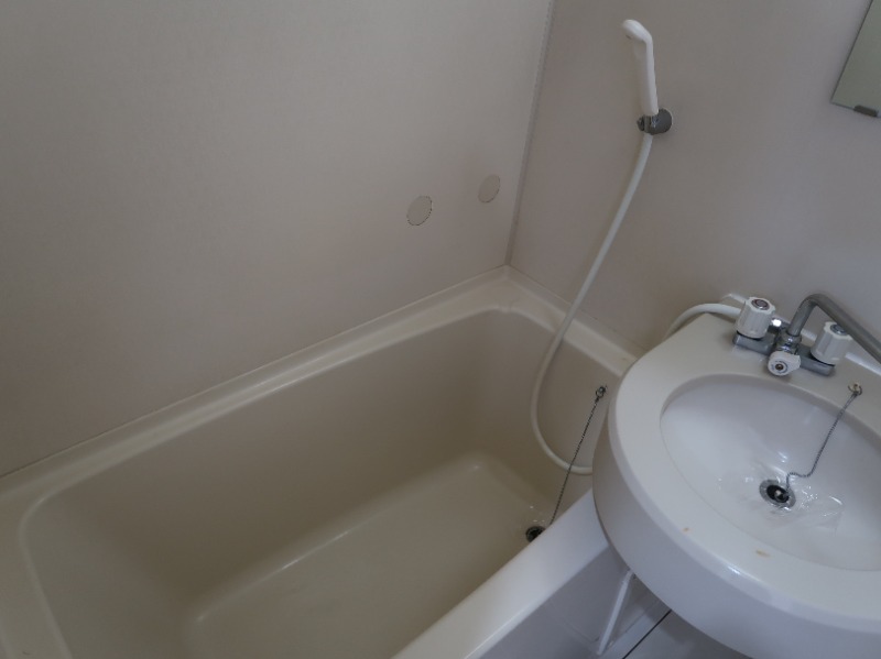 バス・シャワールーム　※別部屋参照