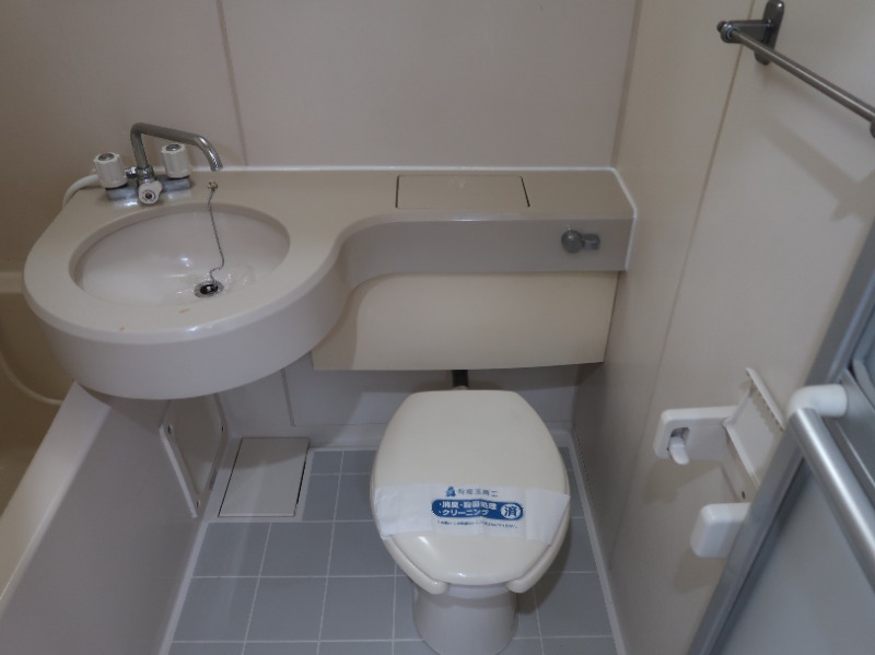 トイレ　※別部屋参照