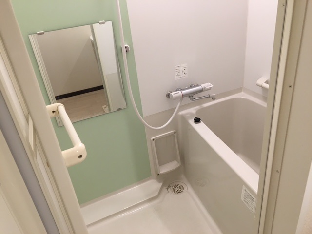 バス・シャワールーム