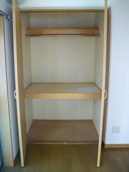 収納　※別部屋参考写真です