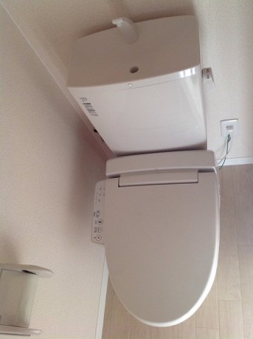 その他　温水便座付きとなります！