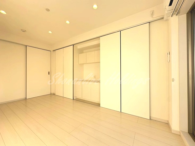 その他部屋・スペース　白基調の洋室♪