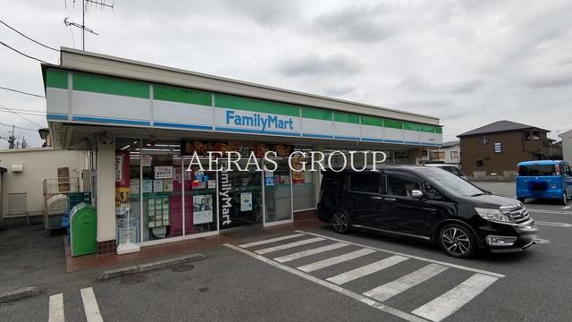 コンビニ　ファミリーマート 小坂旭町店（コンビニ）まで389m