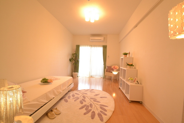 居室・リビング　同サイズ３０３号室モデルルーム画像