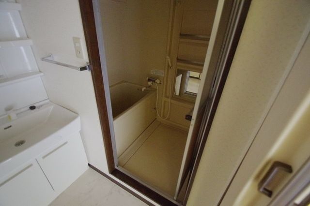 バス・シャワールーム　★お部屋探しはタウンハウジング稲田堤店まで★