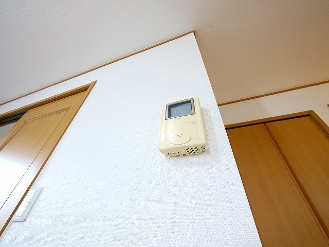 セキュリティ　モニター付きインターホーン