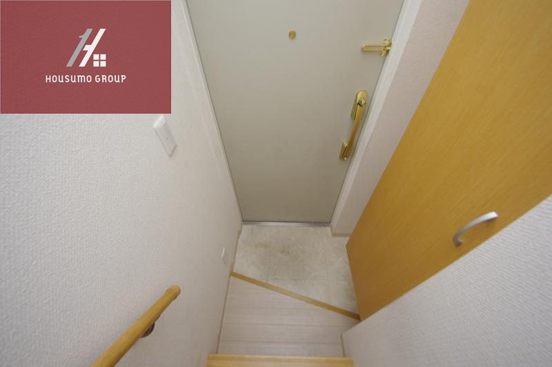 玄関　収納もある玄関です