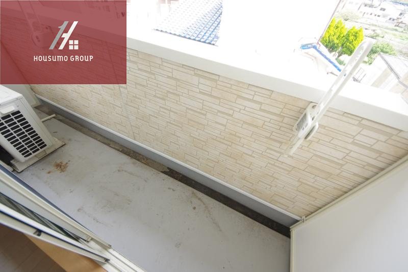 バルコニー　お洗濯にも便利なバルコニー付き