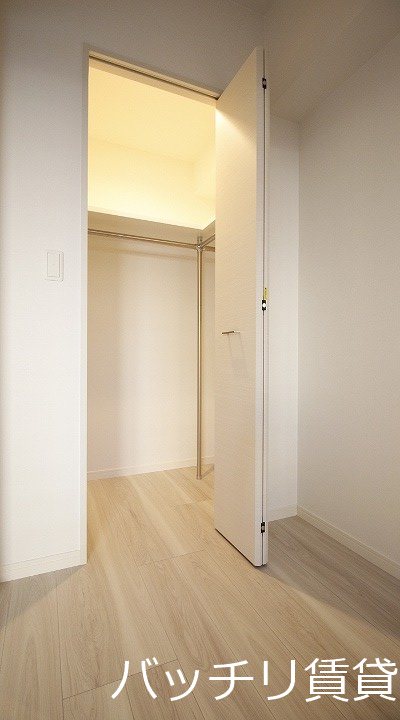 収納　同物件別号室の為、現状優先