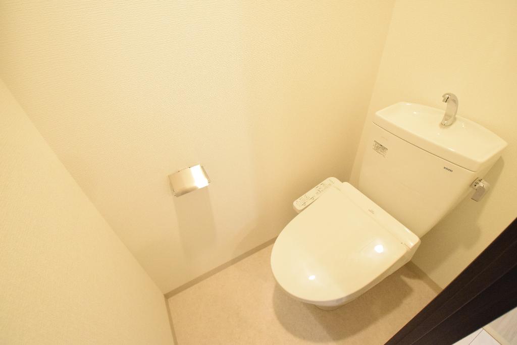 トイレ　シャワー付トイレ