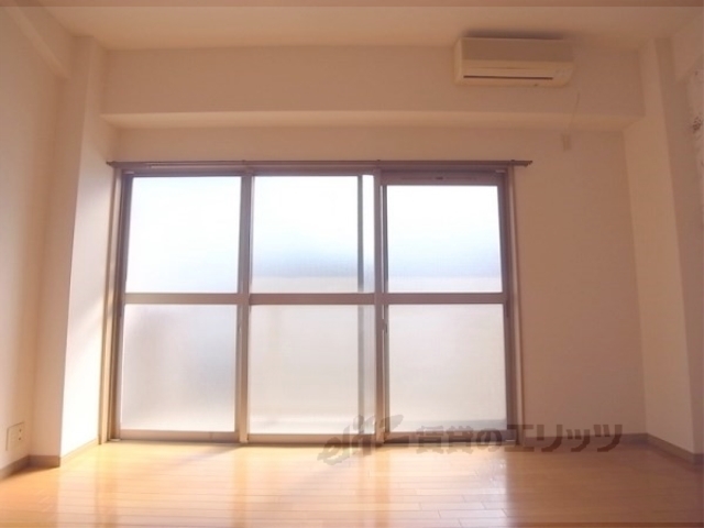 居室・リビング　８．５帖