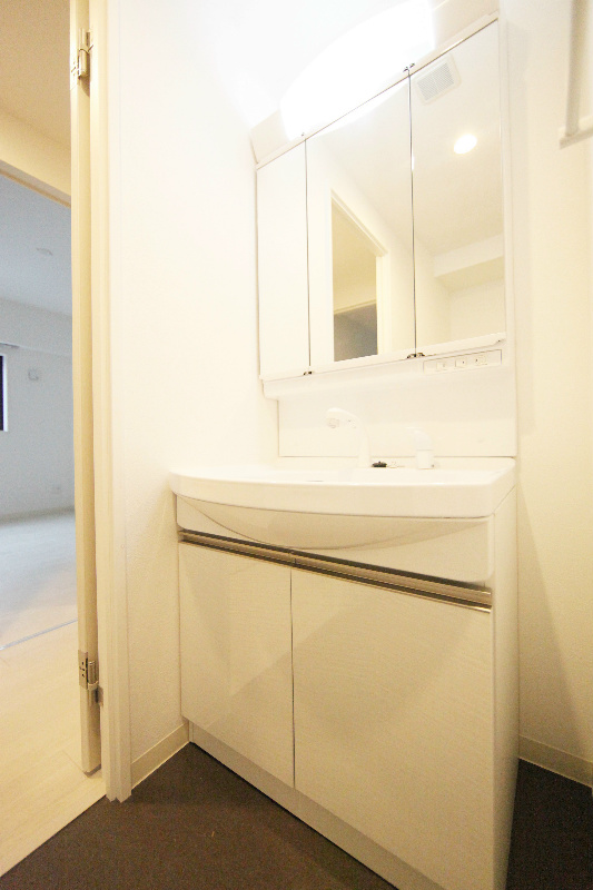 洗面設備　独立洗面台　脱衣所