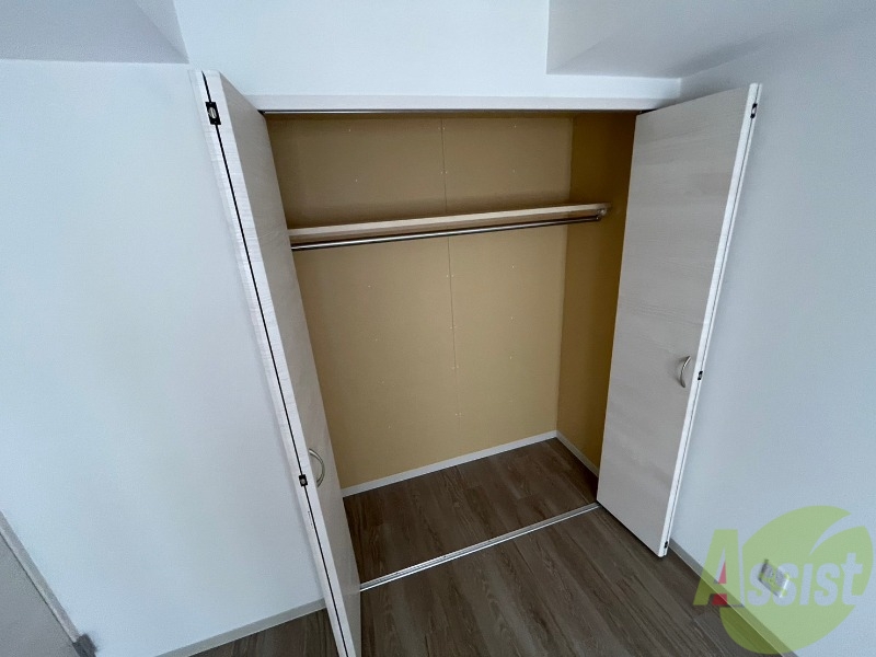 収納　洋室にはクローゼットがあるのですっきり片付きそうです。