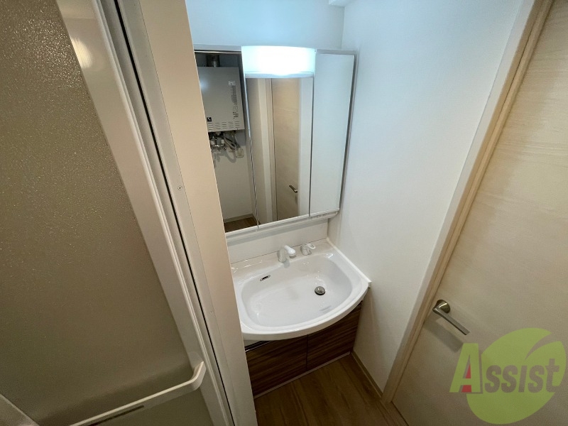 洗面設備　シャンプードレッサーで身支度もラクラクです！