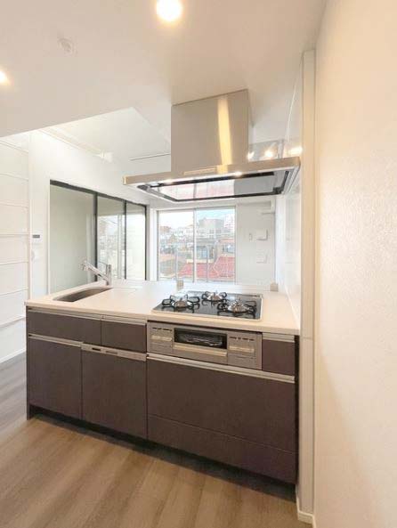 キッチン　★3口コンロ、グリル付きシステムキッチン★
