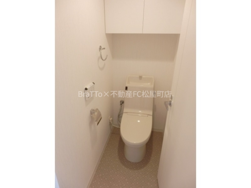 トイレ　トイレ（ウォシュレット付き）