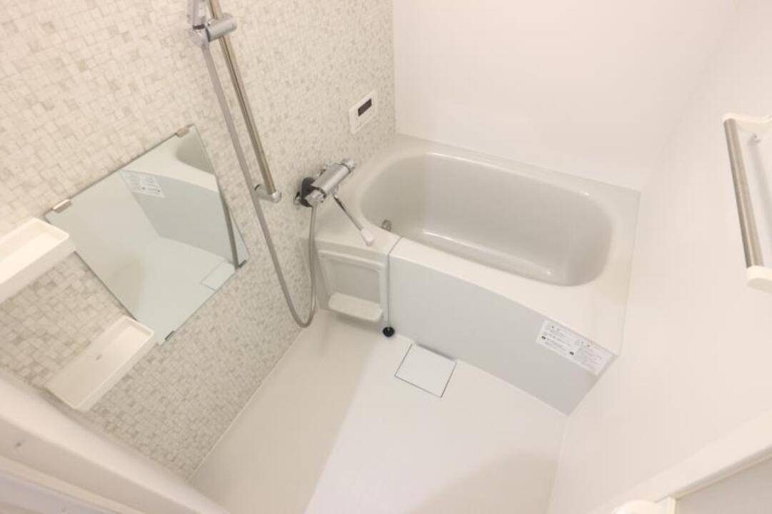 バス・シャワールーム　浴室