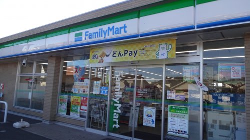 コンビニ　ファミリーマート 岡崎東蔵前町店（コンビニ）まで530m