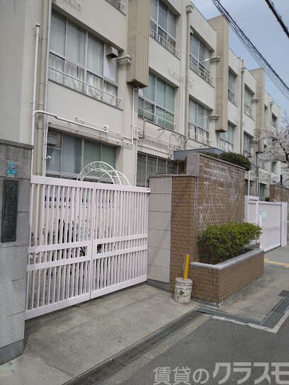 小学校　大阪市立三津屋小学校（小学校）まで350m