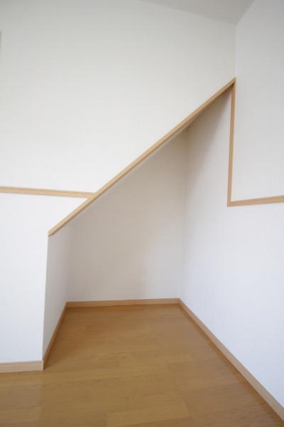 その他　階段下はペット用スペース