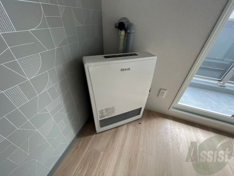 その他　暖房です。冬場の寒い日でも安心ですね～