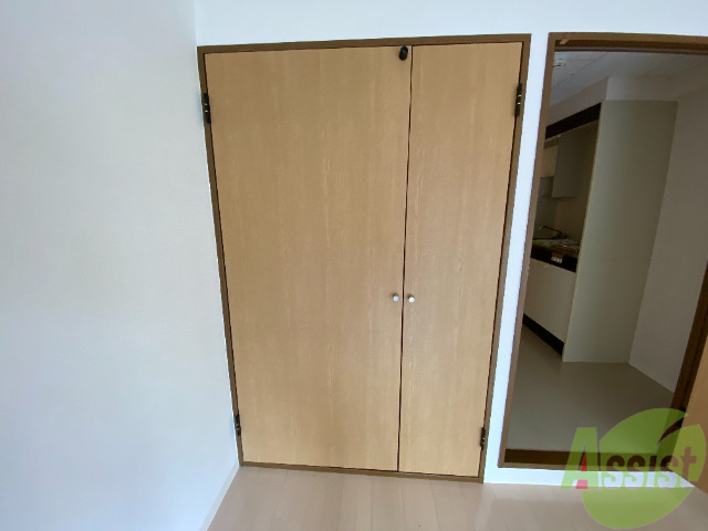 収納　こちらは洋室の収納です。荷物が沢山あっても大丈夫！