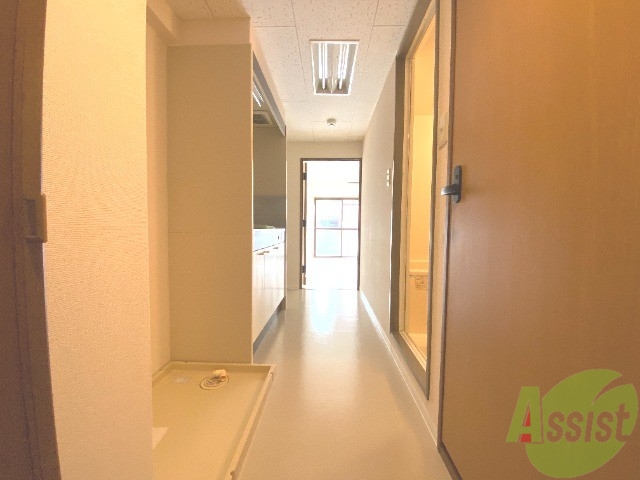 玄関　玄関の様子です。明るくて気分が上がりますね。