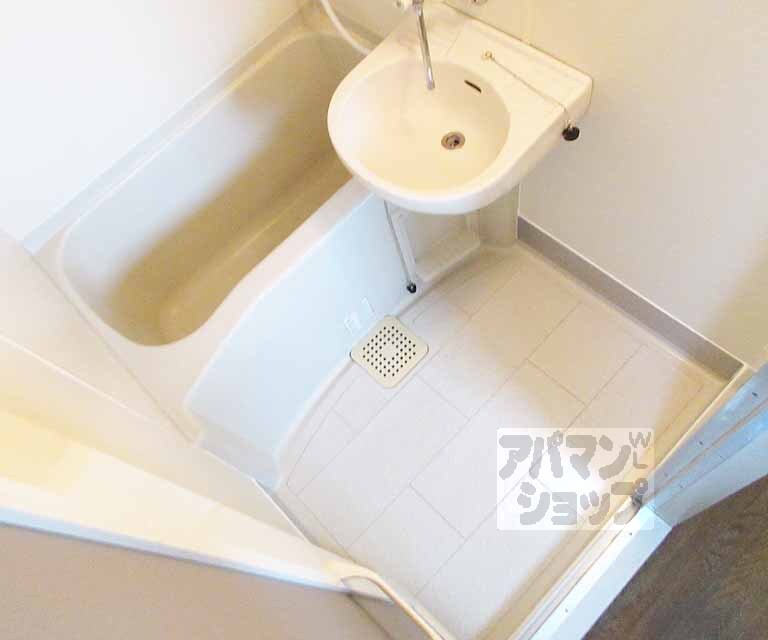 バス・シャワールーム　２点ユニットバス！