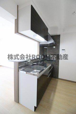 キッチン　コンパクトなキッチンで掃除もラクラク