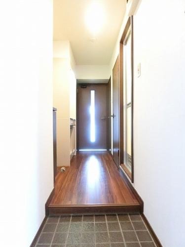 玄関　物件の画像6