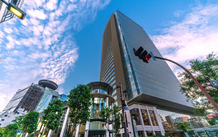 ショッピングセンター　赤坂サカス（ショッピングセンター）まで410m