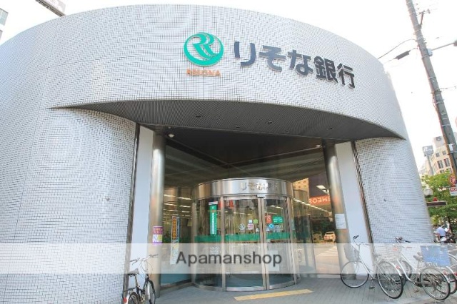 銀行　りそな銀行（銀行）まで593m