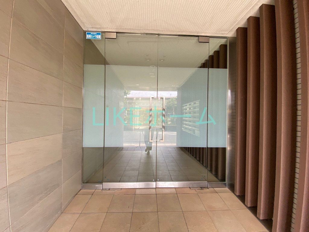 エントランス　エントランス