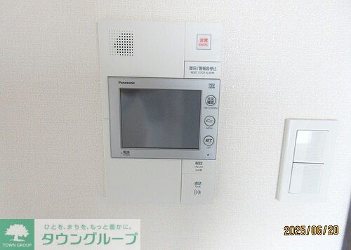 セキュリティ　モニタ付きインターホン（内装前）
