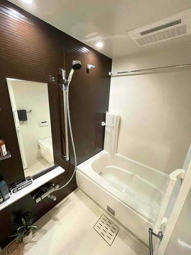 バス・シャワールーム　浴室　※同タイプモデルルーム2022.10撮影