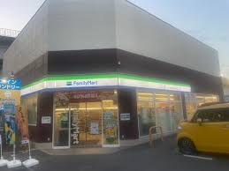コンビニ　ファミリーマート杉並永福四丁目店（コンビニ）まで122m