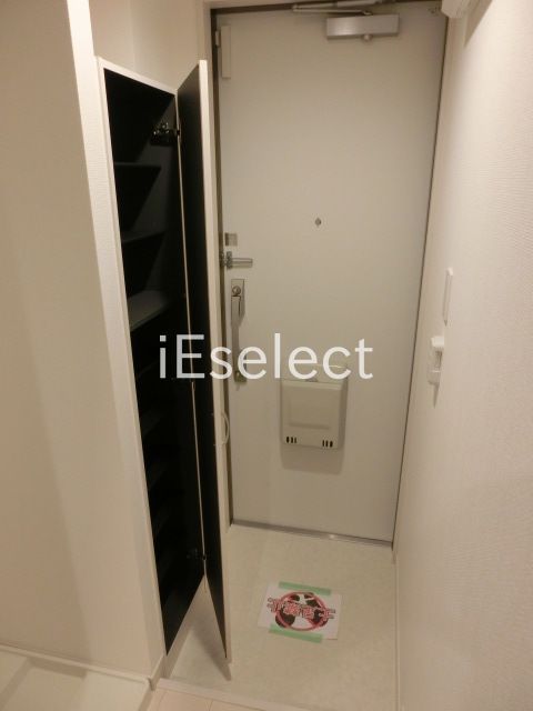 玄関　ダブルロックキー付き