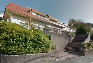 小学校　小坪小学校（小学校）まで1090m