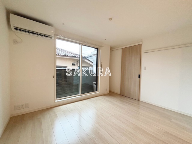 居室・リビング　使いやすい形の為、レイアウトを楽しめます♪